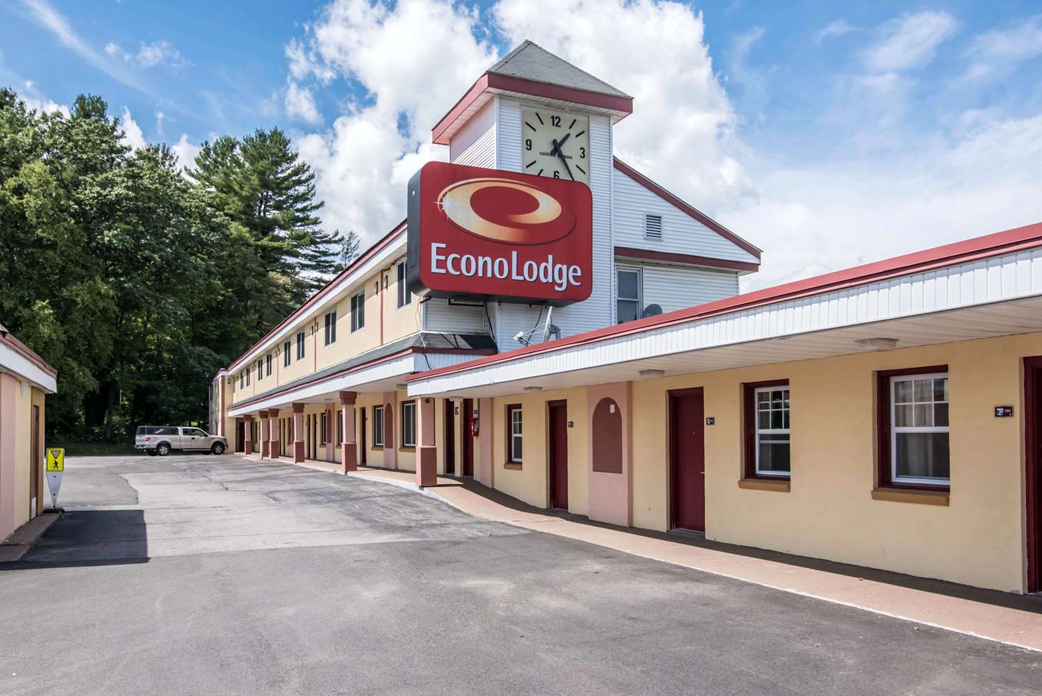 Фото Econo Lodge Brattleboro