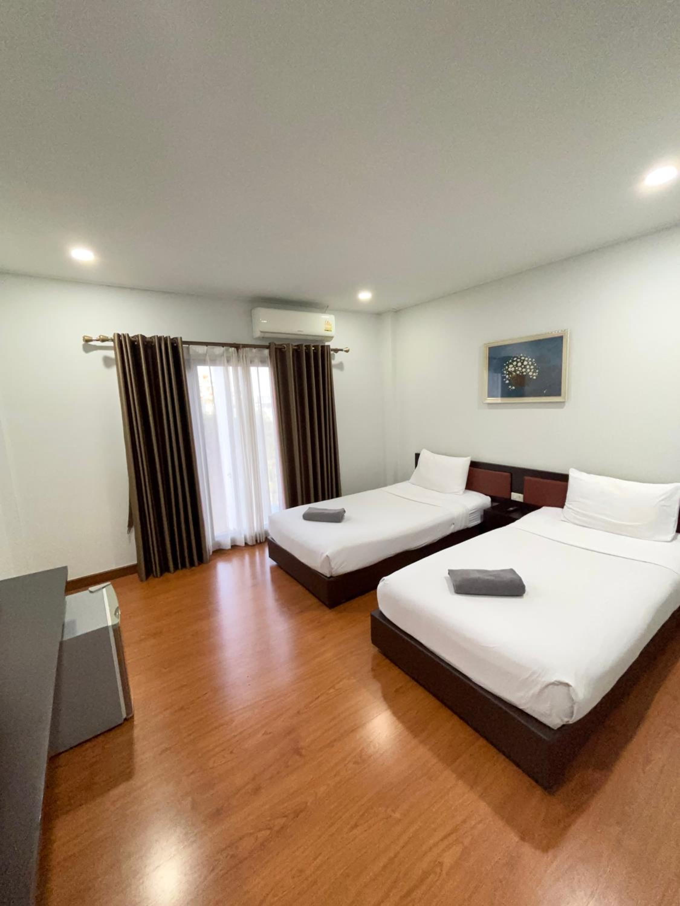 Фото Bordin Hotel