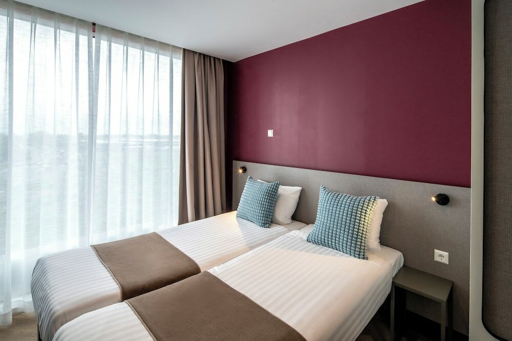 Фото New century hotel
