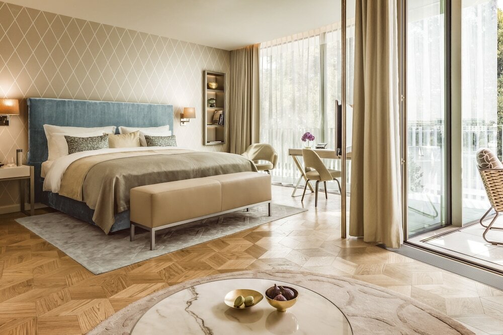 Фото The Fontenay