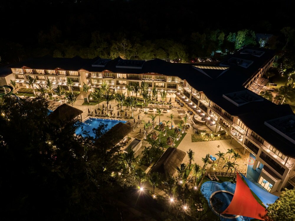 Фото Ocean's Creek Beach Hotel