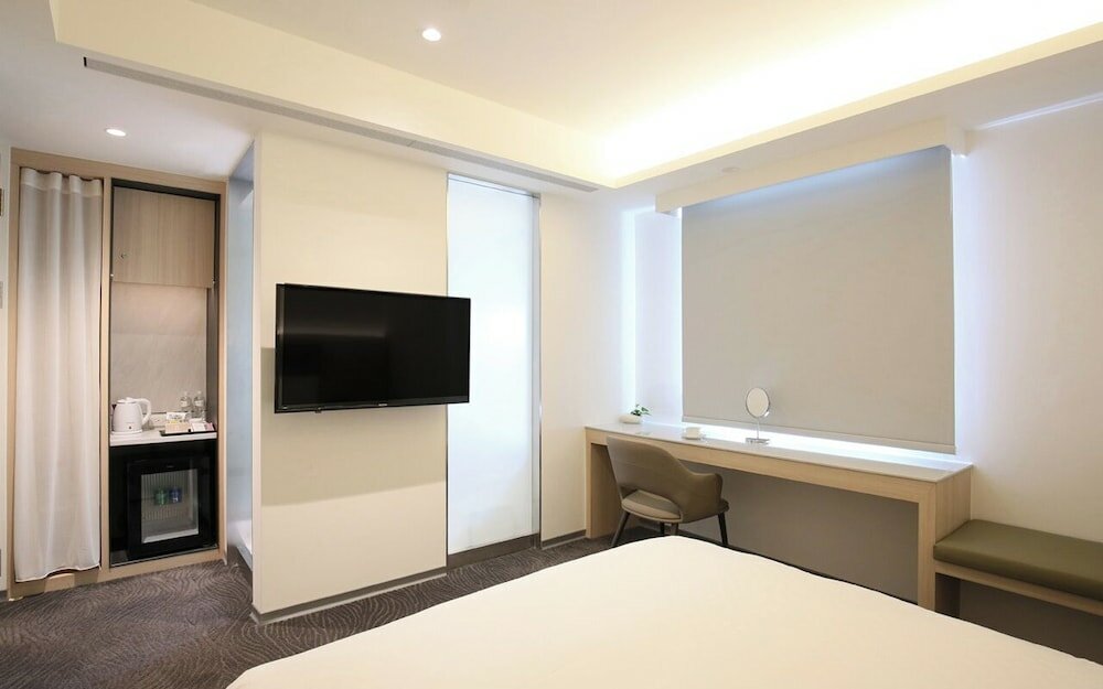 Фото Dandy Hotel Daan Park Branch