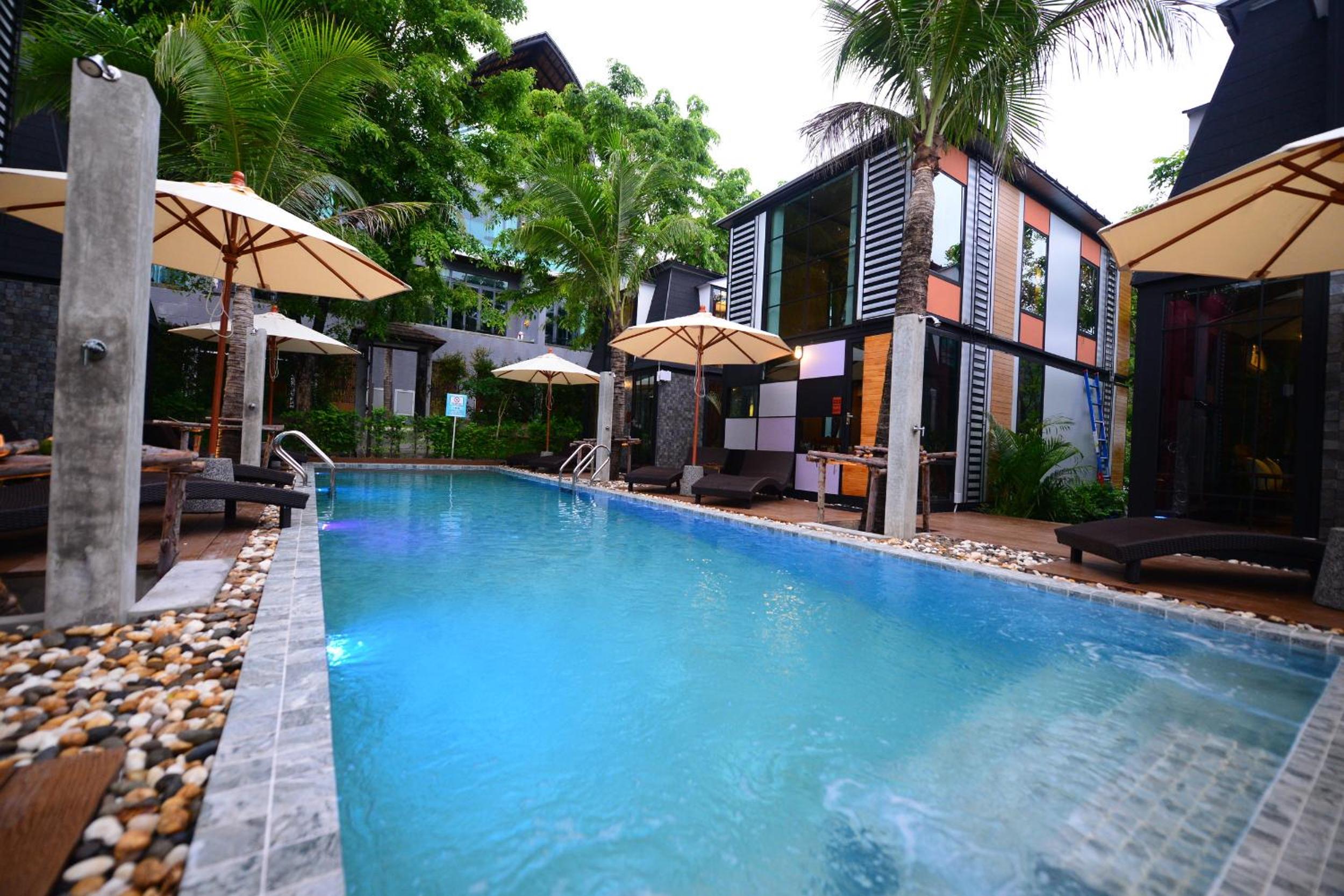 Фото Bukit Pool Villas