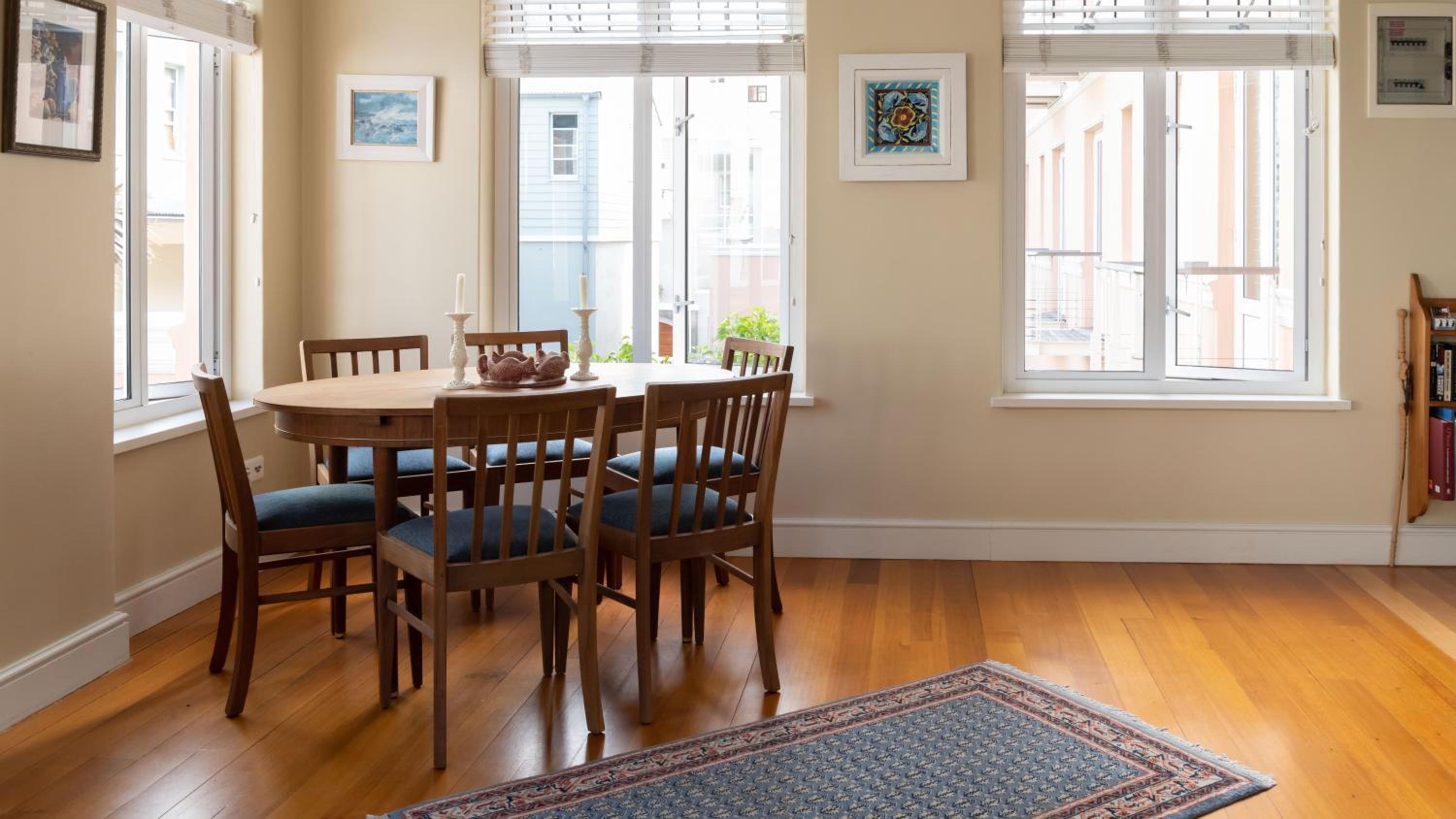 Фото The Majestic Apartment