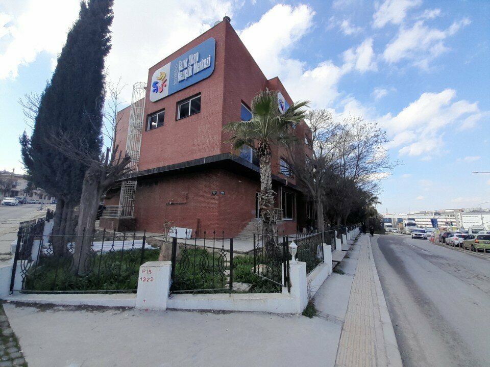 Centro cultural Buca Municipality Tarik Akan Youth Center, , foto