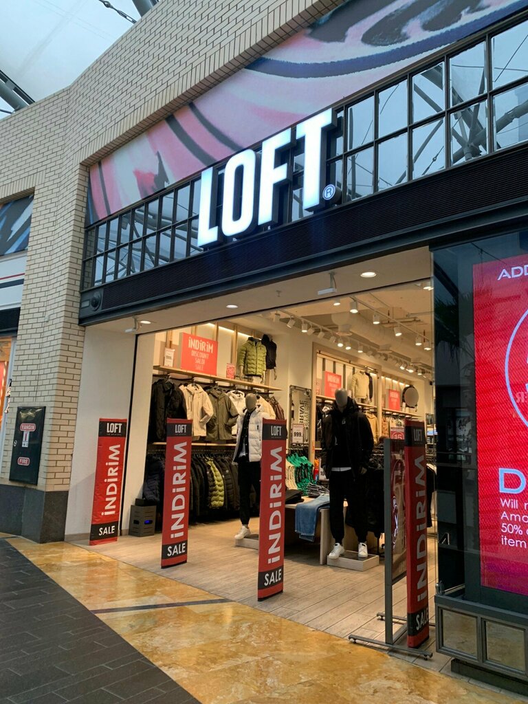 Clothing store Loft, Istanbul, photo