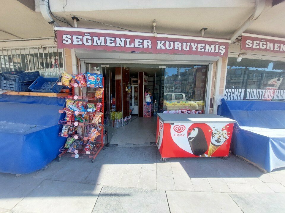 Grocery Segmenler Nuts Market, Ankara, photo