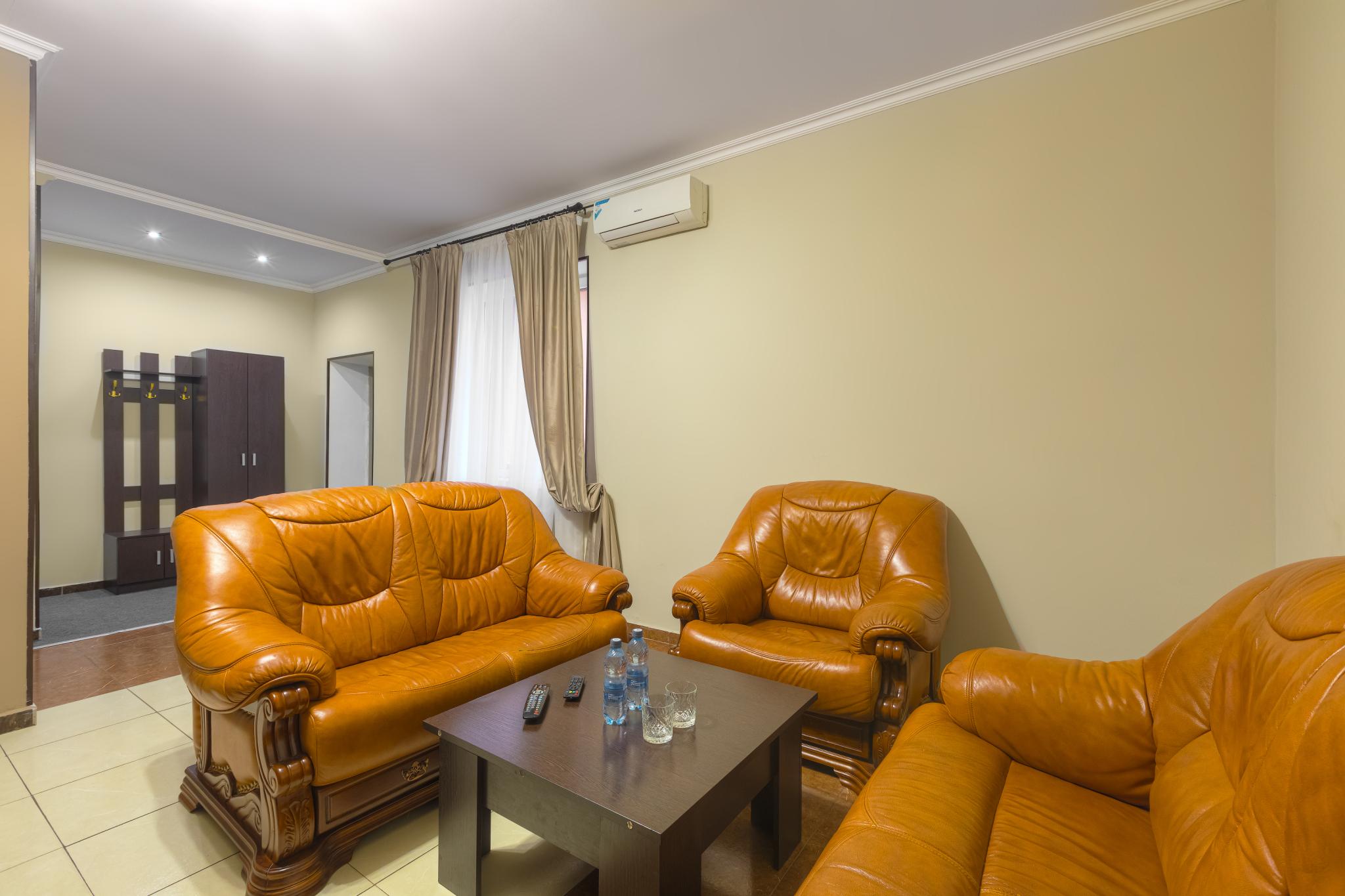 Фото Мон Ами