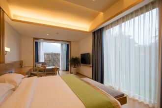 Фото Howard Johnson Huashuiwan Hot Springs Resort Chengdu