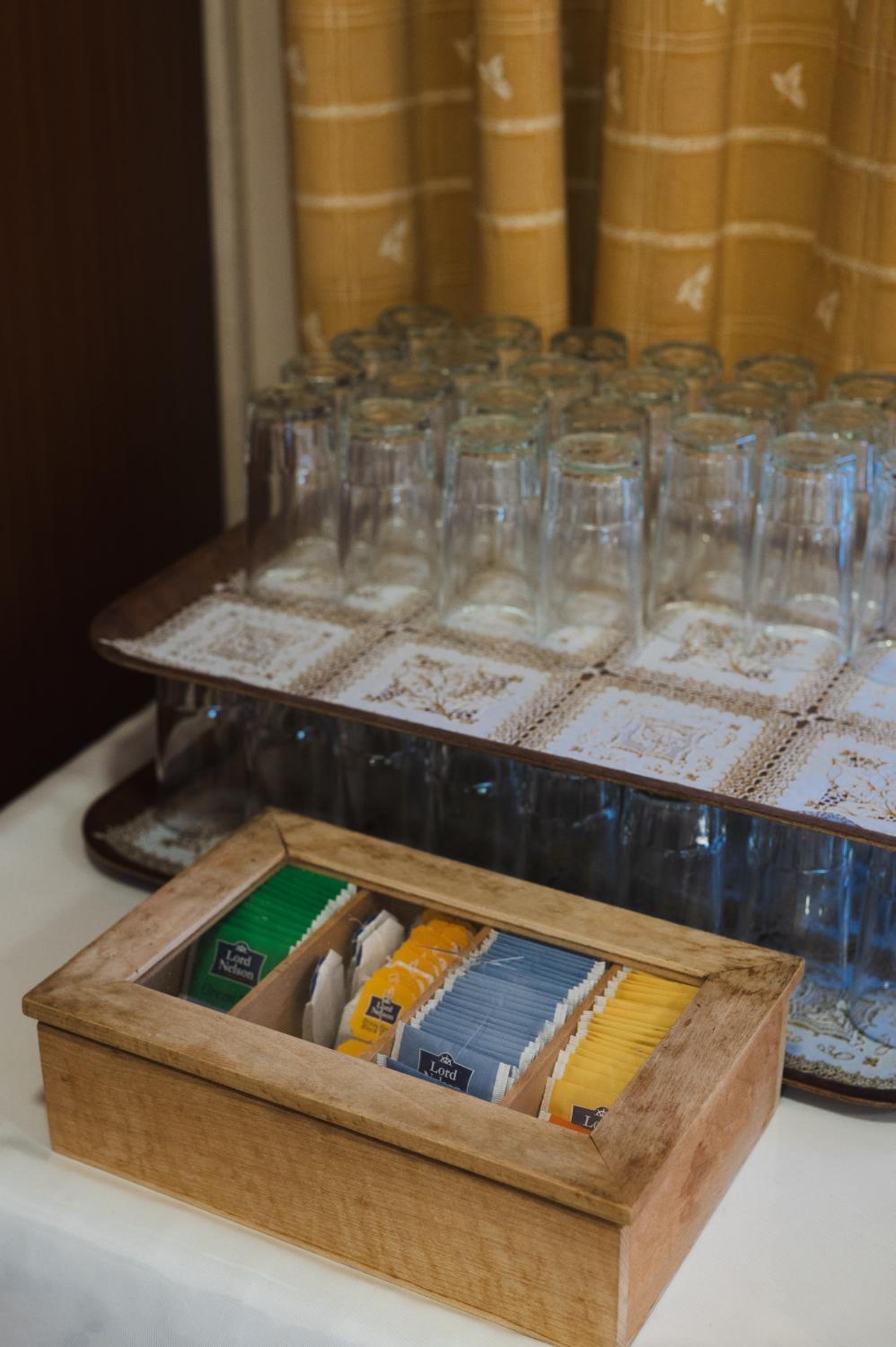 Фото Village Inn Studios & Family Apartments