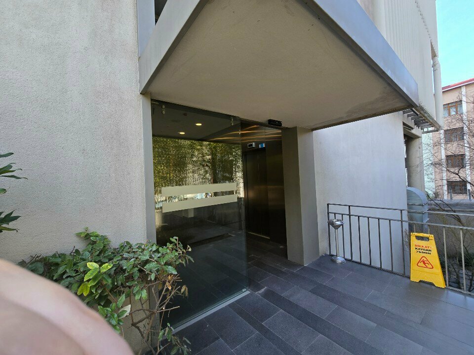 Electronic devices and components 1a Enerji, Istanbul, photo