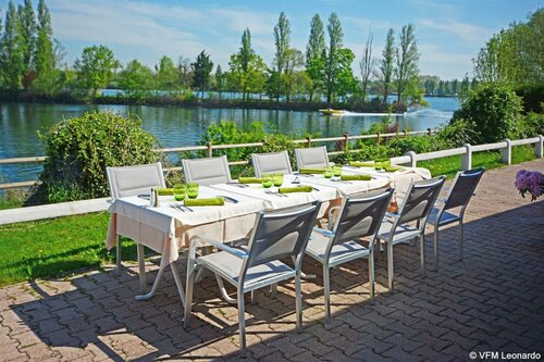 Гостиница Hôtel des Lacs в Вирях-Шатийоне