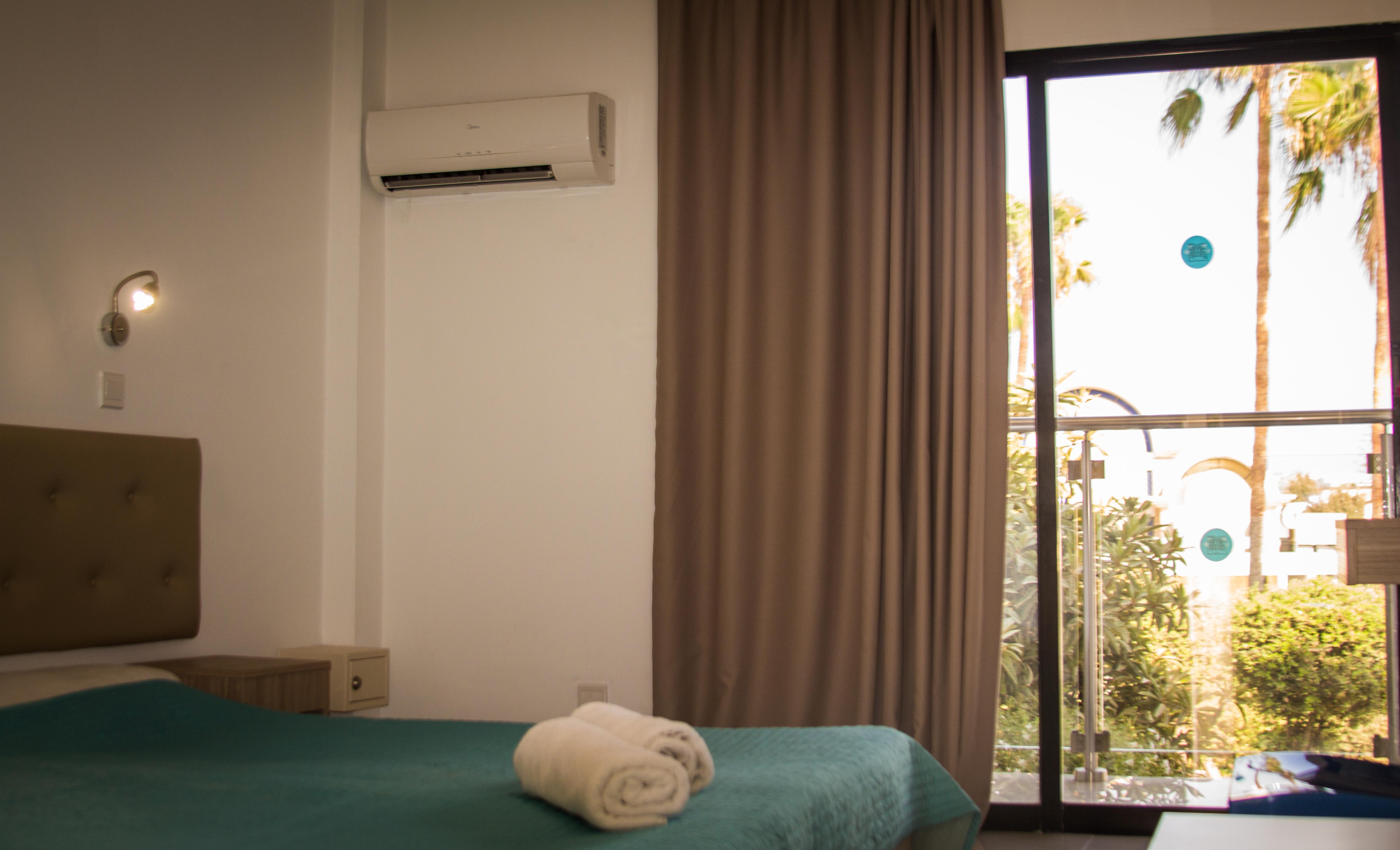 Фото Pambos Napa Rocks Hotel Adults Only