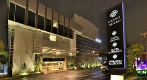 Гостиница Tjokro Hotel Pekanbaru в Паканбару