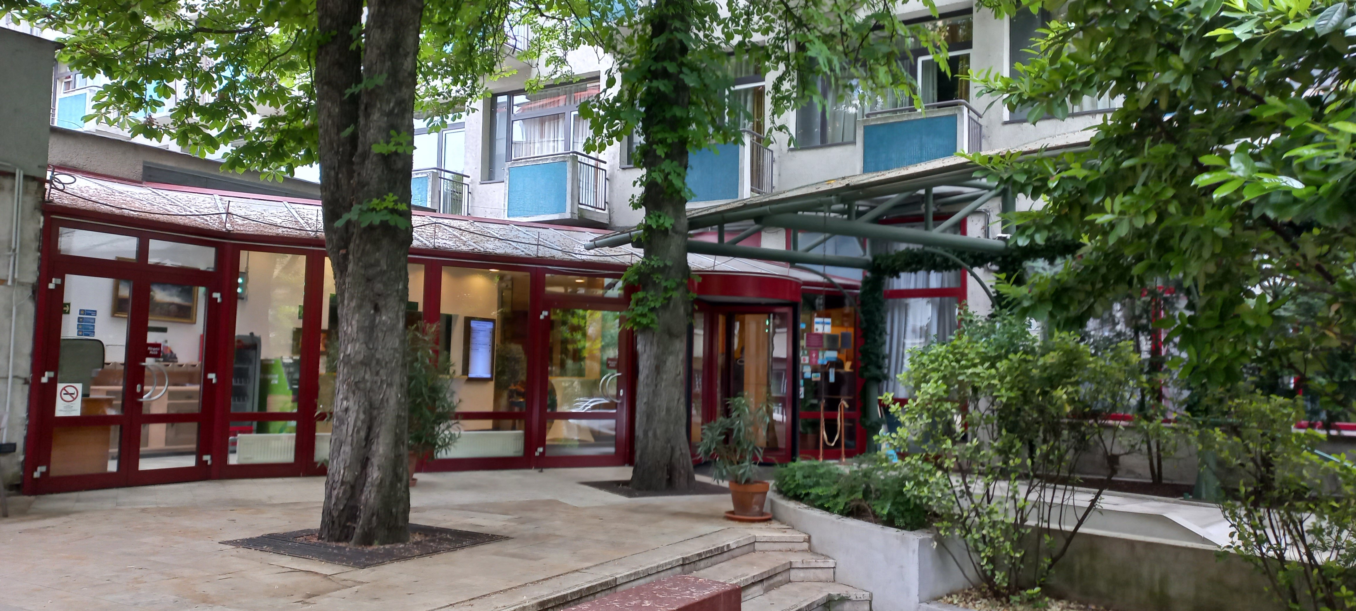 Фото Hotel Benczur