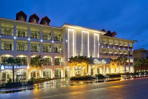 Гостиница Senna Hue Hotel