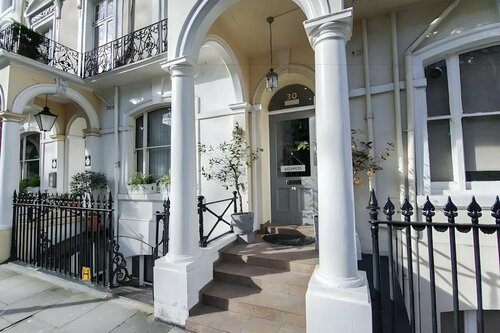 Tony's House Hotel