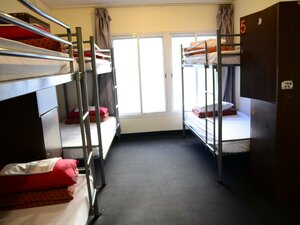 Хостел 790 on George Backpackers