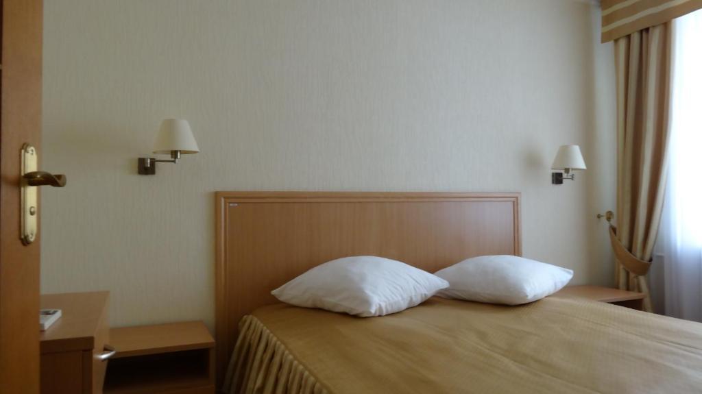 Фото Отель Лена