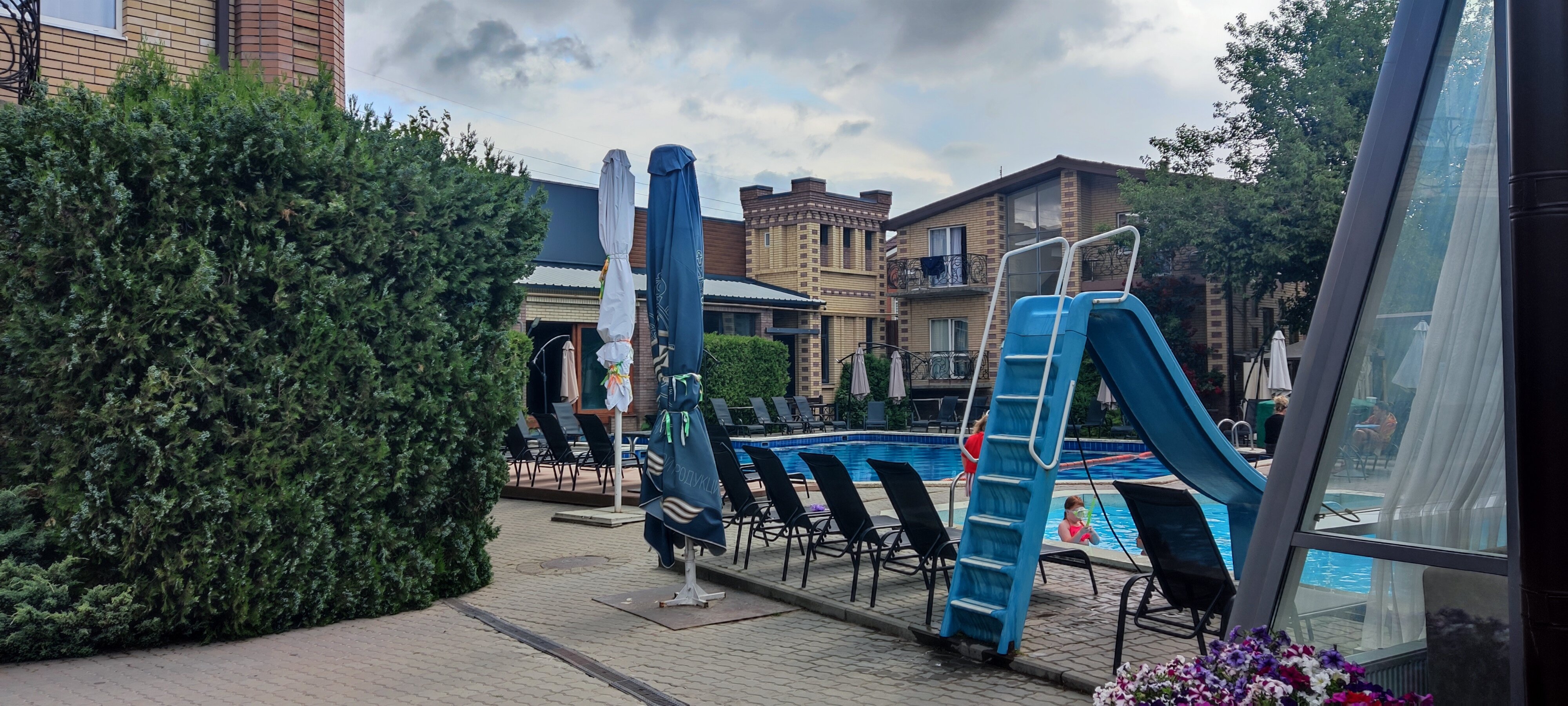 Фото Маликон