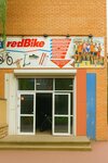 Red Bike (Komarova Street, 3А), equipamiento y equipamiento deportivo