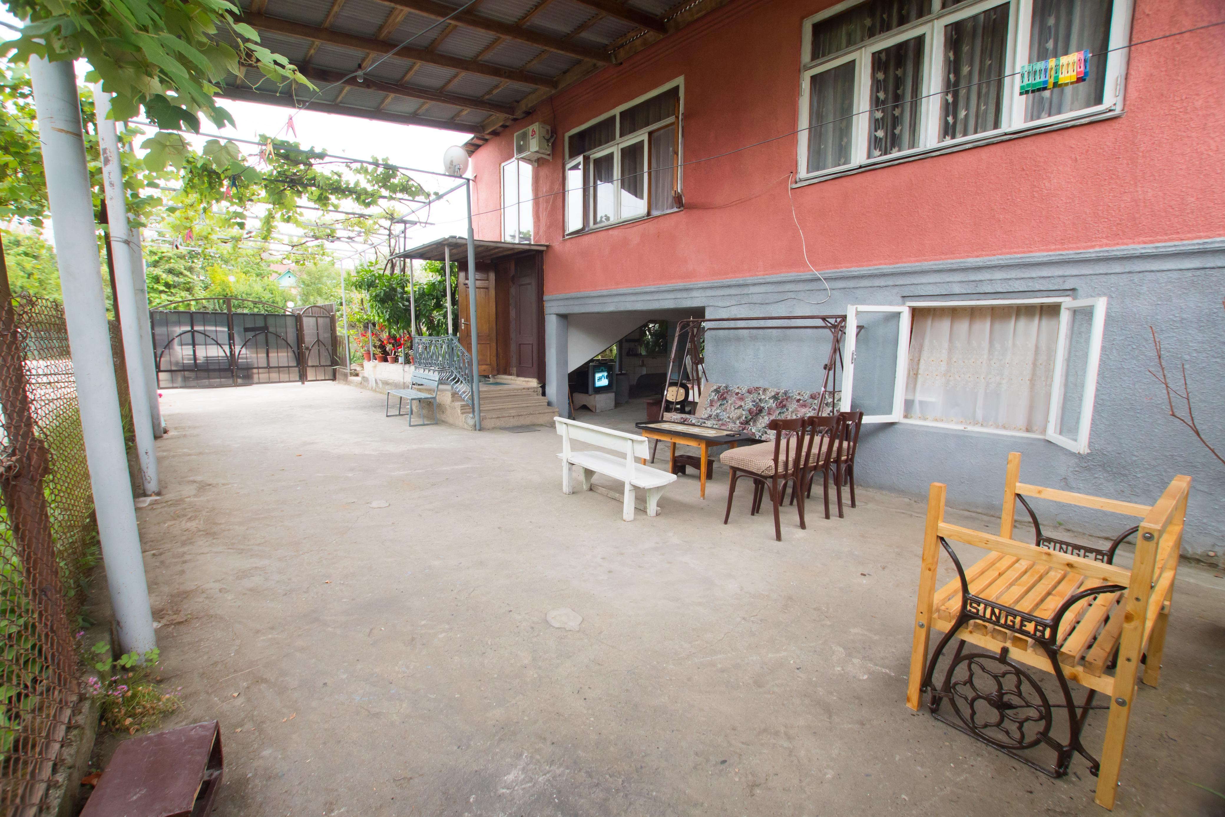 Фото Сингер