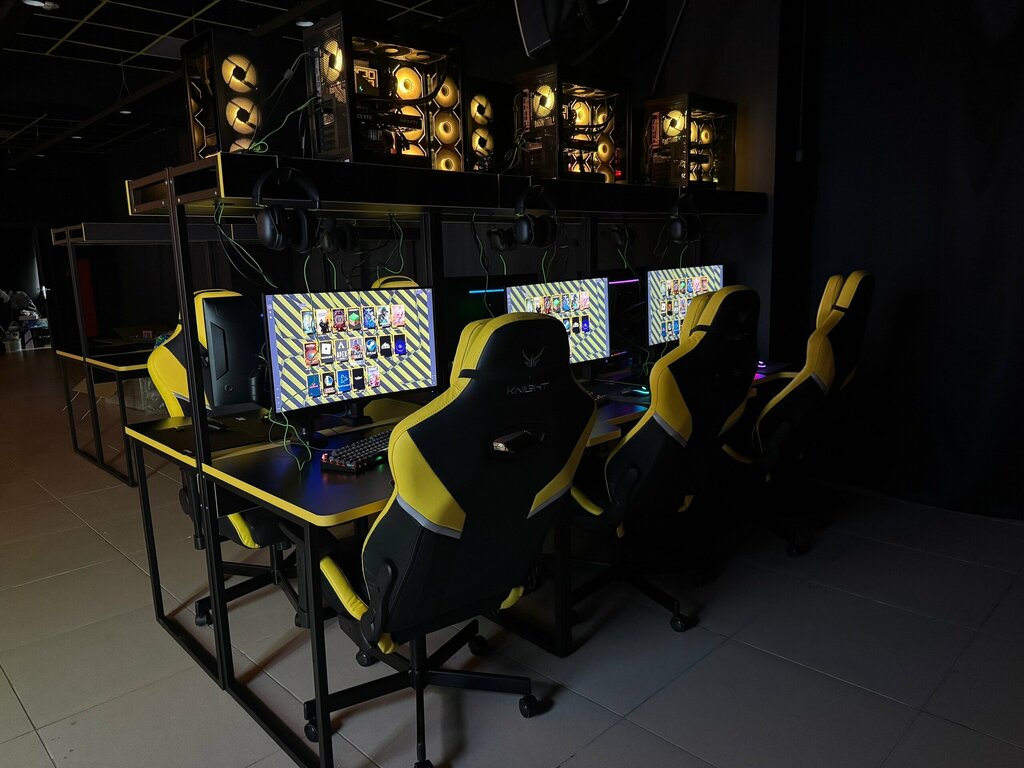 Computer club Nova 2, Nadym, photo