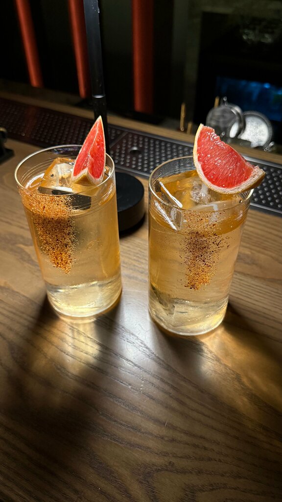 Bar, pub Moonshine, Dubai, photo