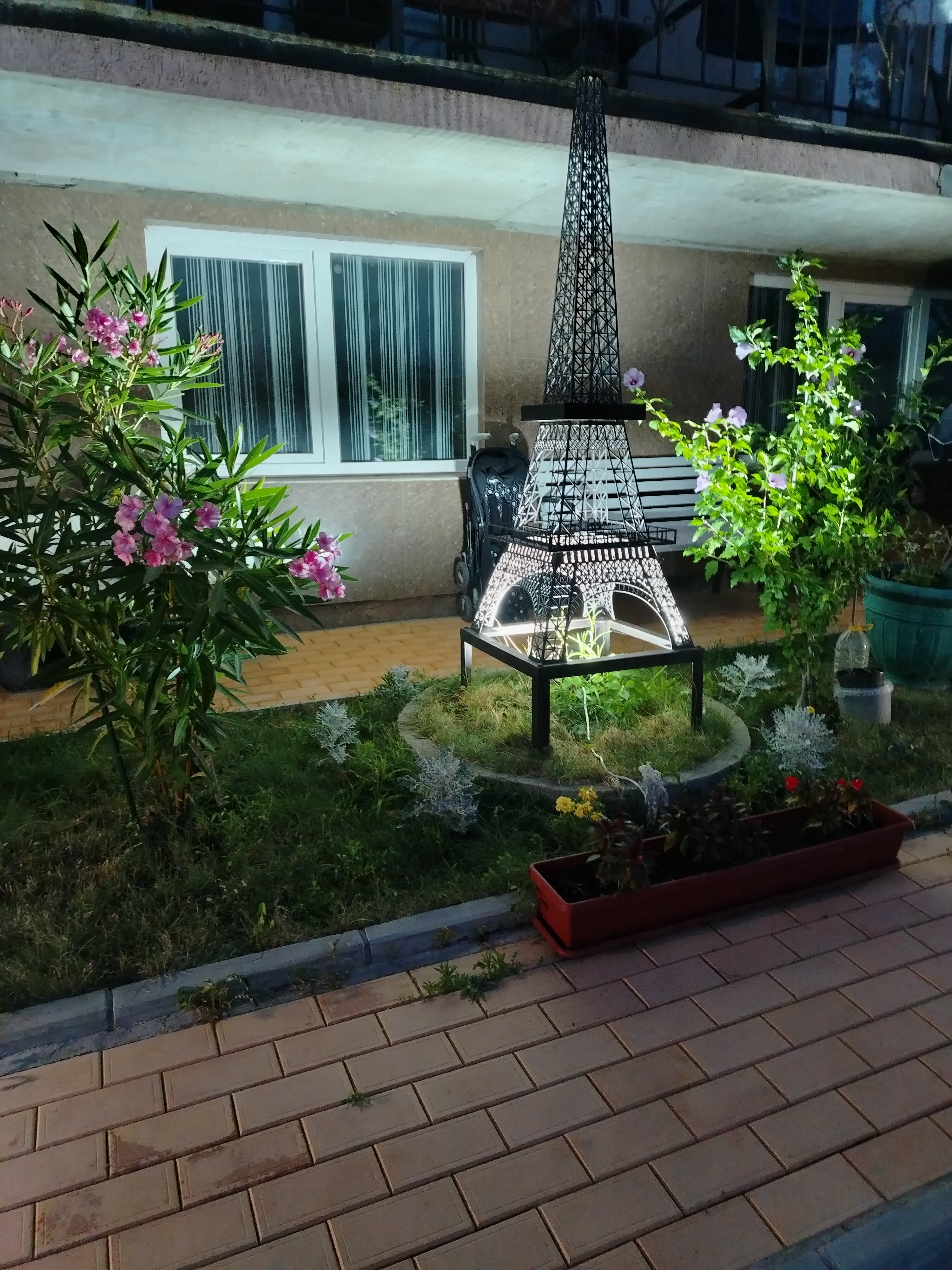 Фото Парижанка