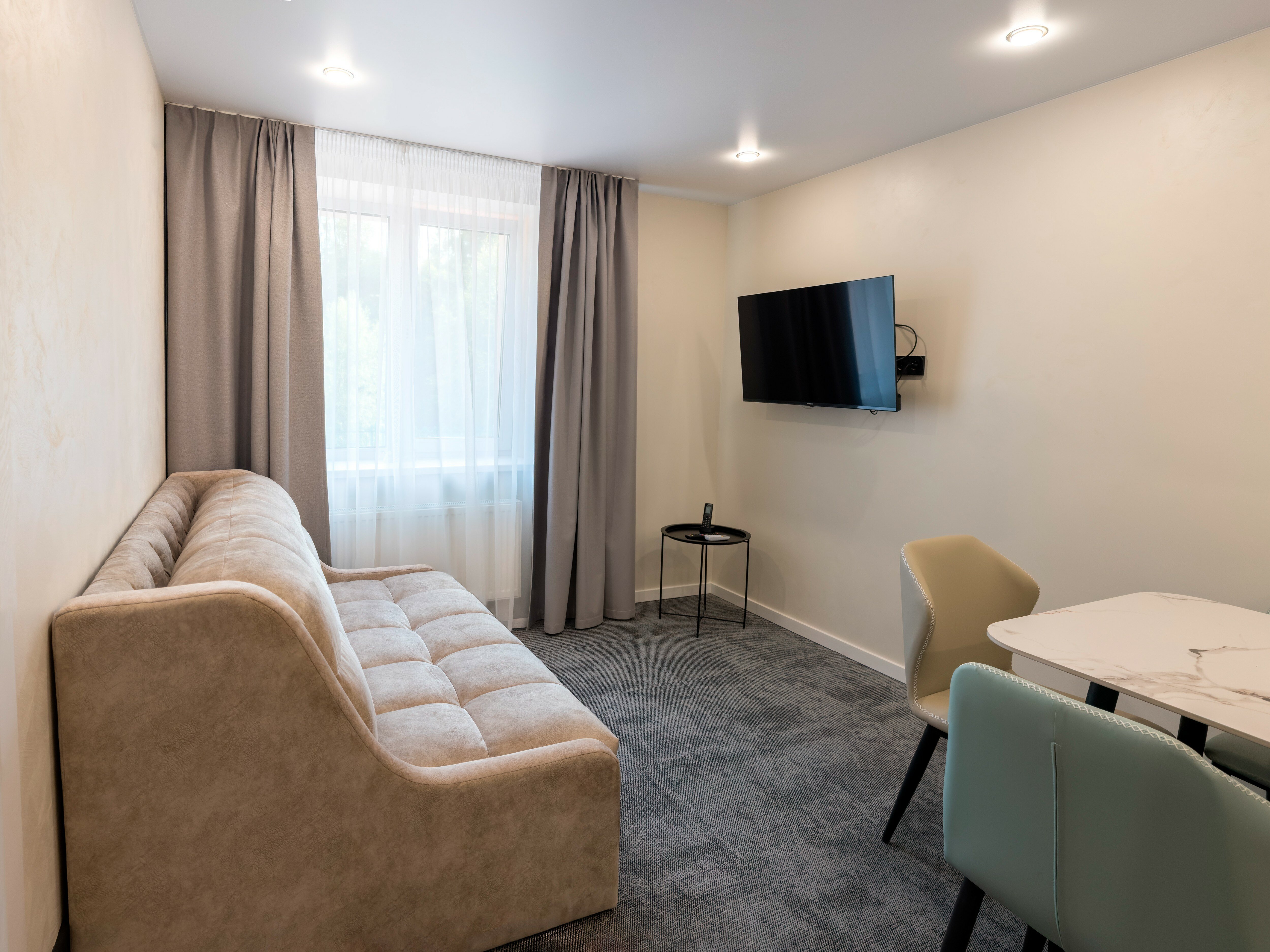 Фото Гостиничный комплекс Каменный цветок