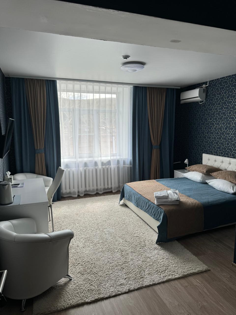 Фото отеля 2