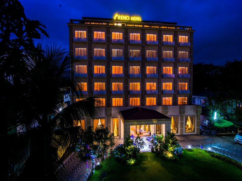Гостиница Reno Hotel в Янгоне