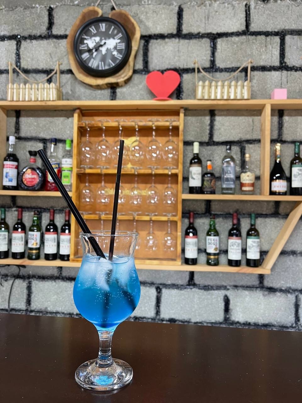 Фото Манушак