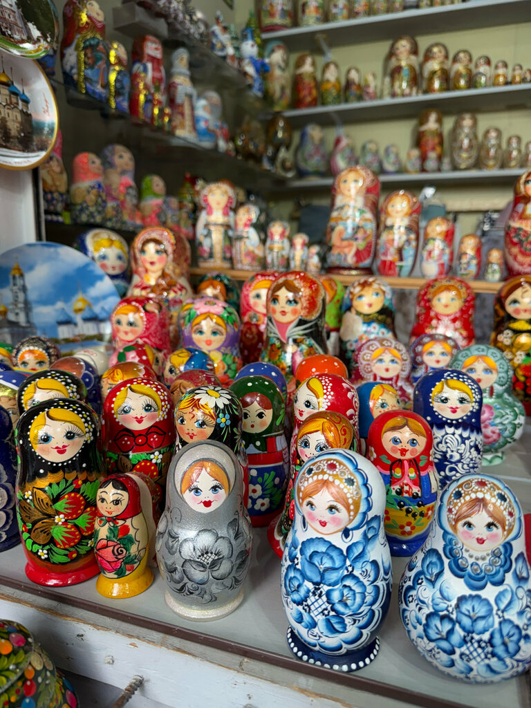 Магазин подарков и сувениров Русские народные промыслы Вернисаж, Сергиев Посад, фото