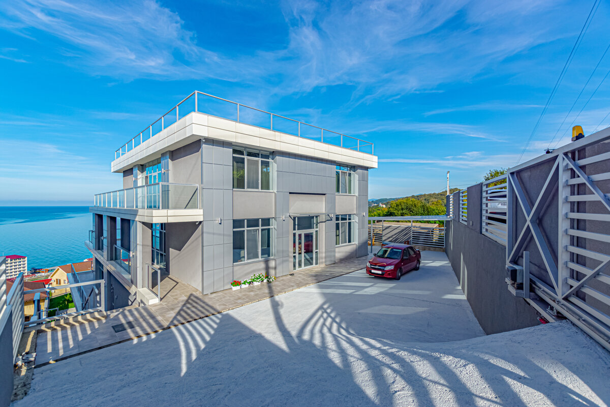 Фото отеля 2