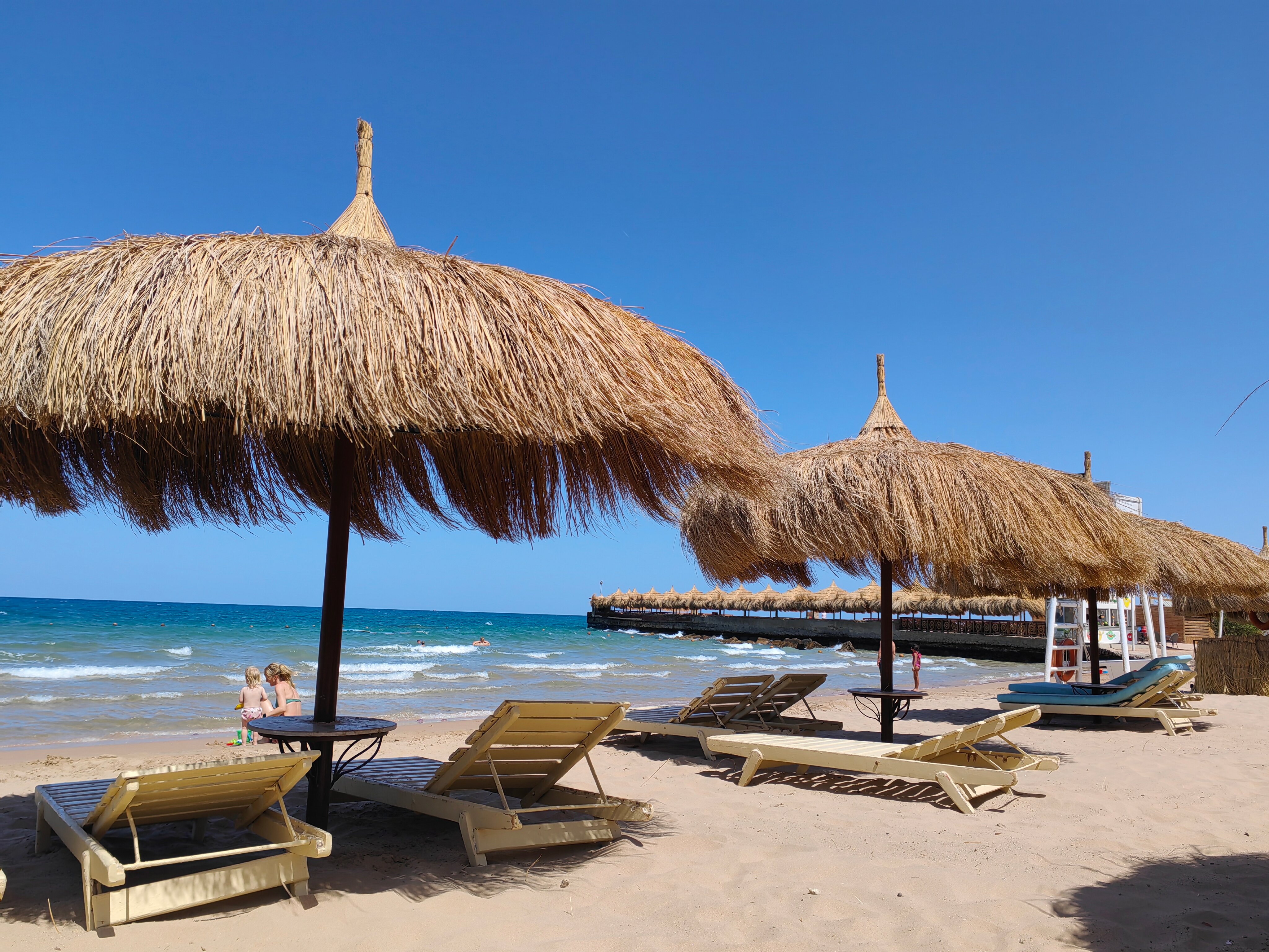 Фото Aladdin Beach Resort