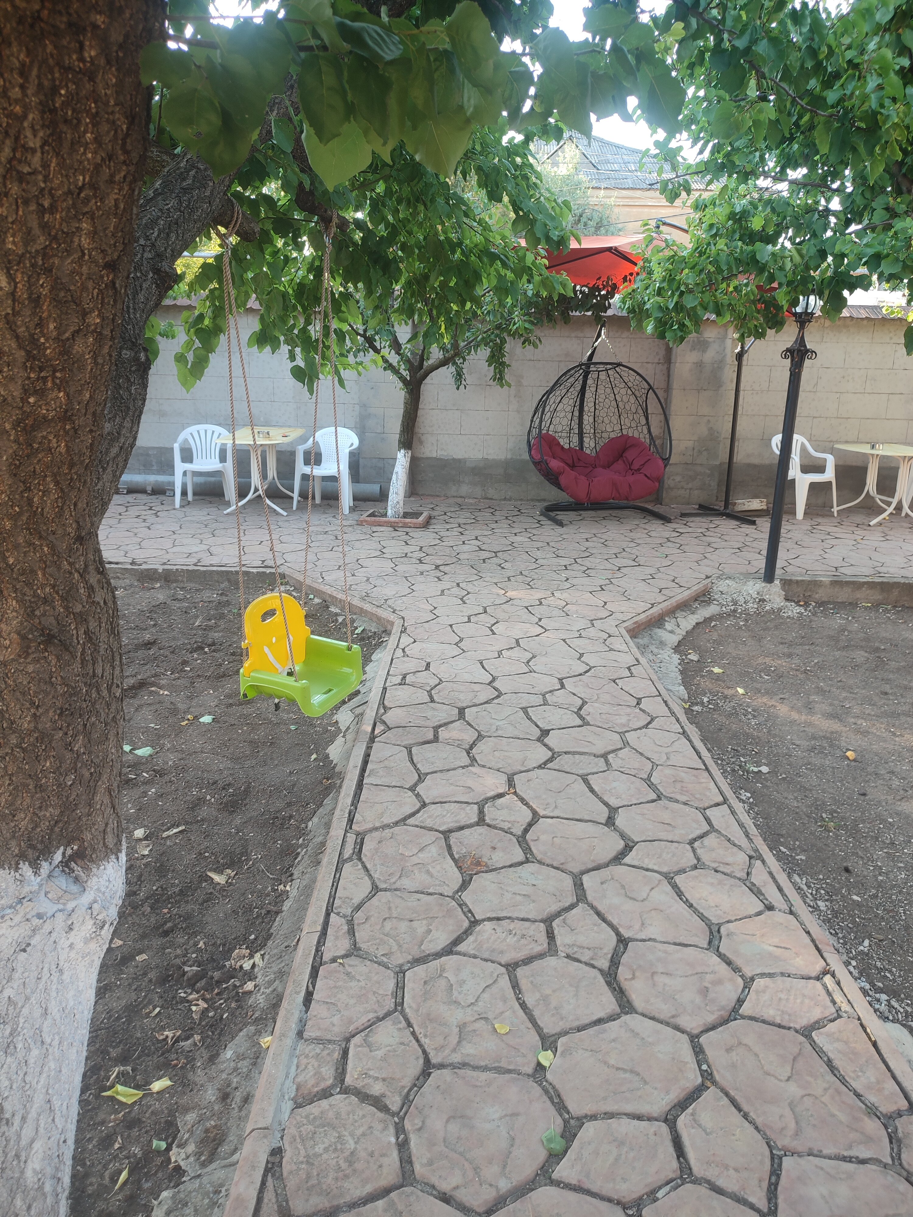 Фото Мер Бак