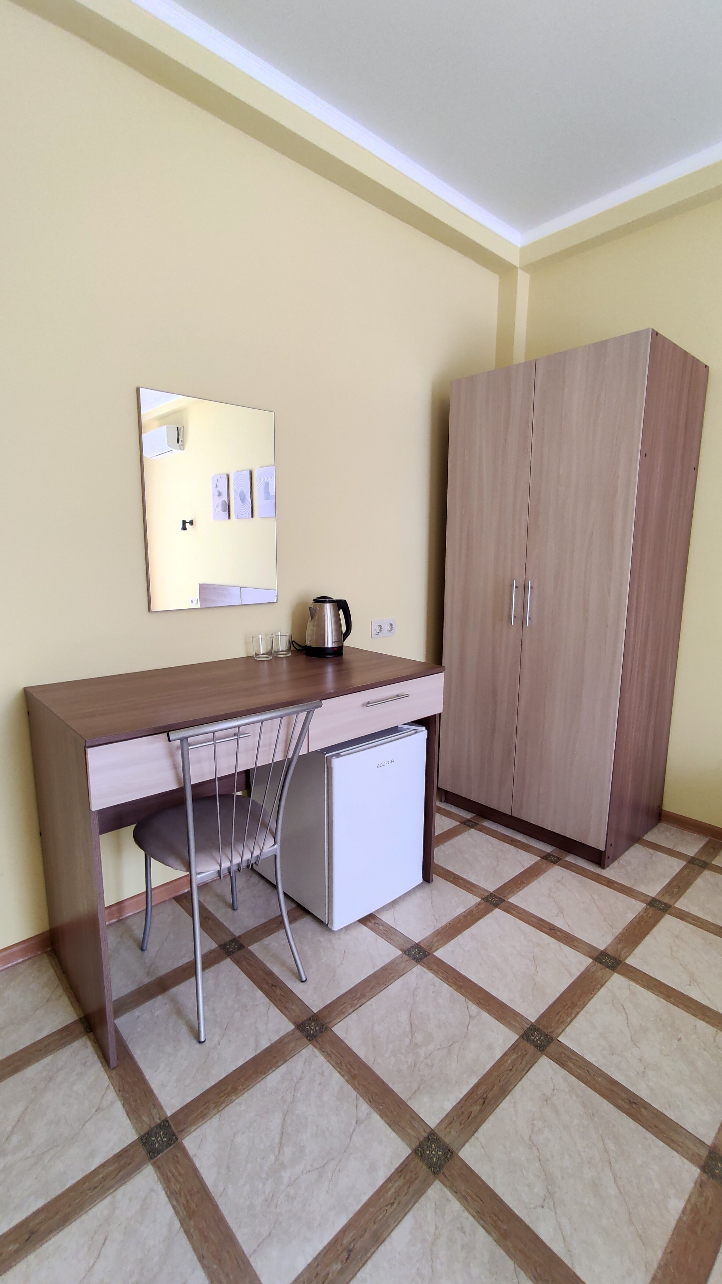 Фото Лазуриус