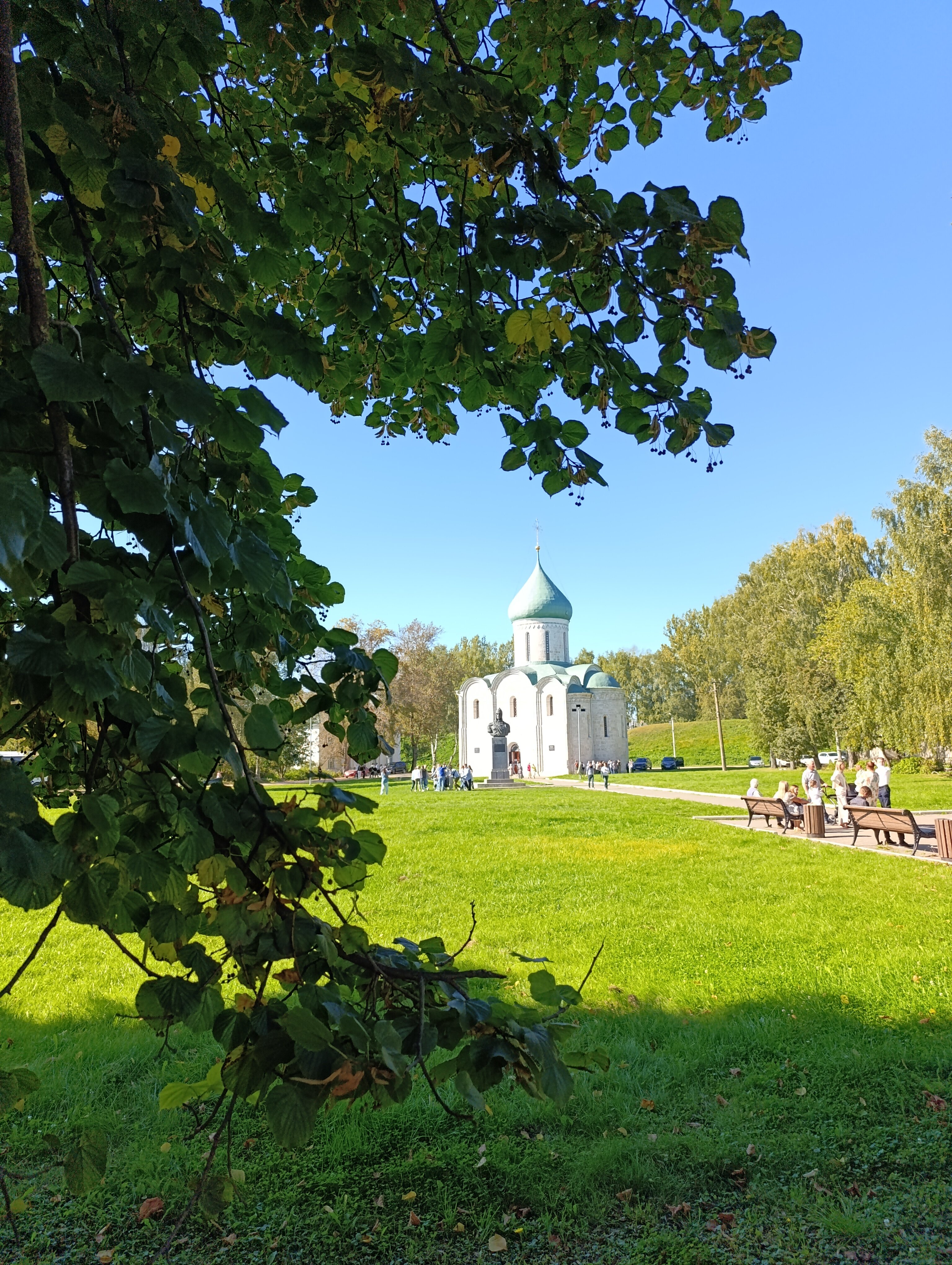 Фото Западная