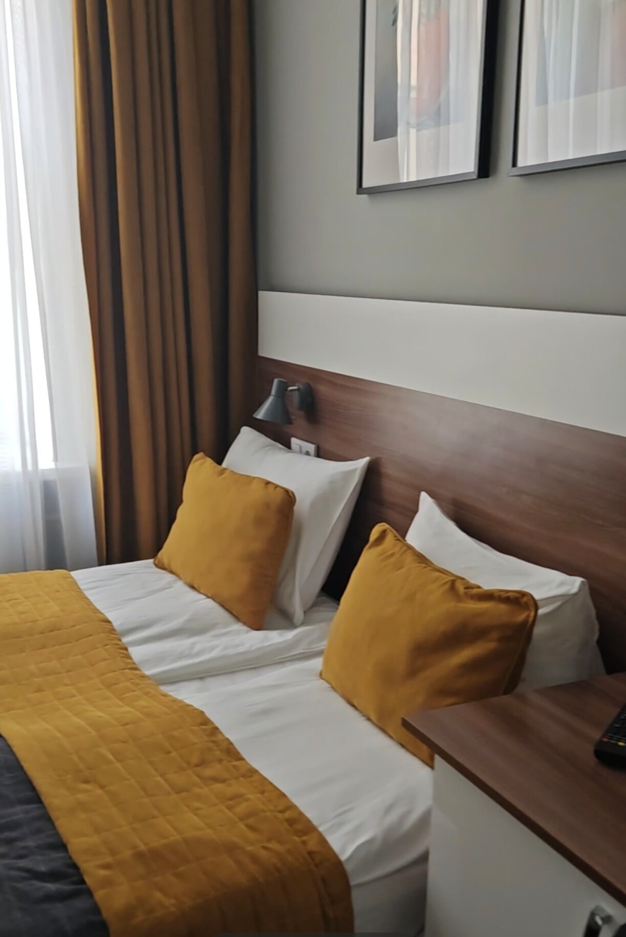 Фото Демократ Невский 130