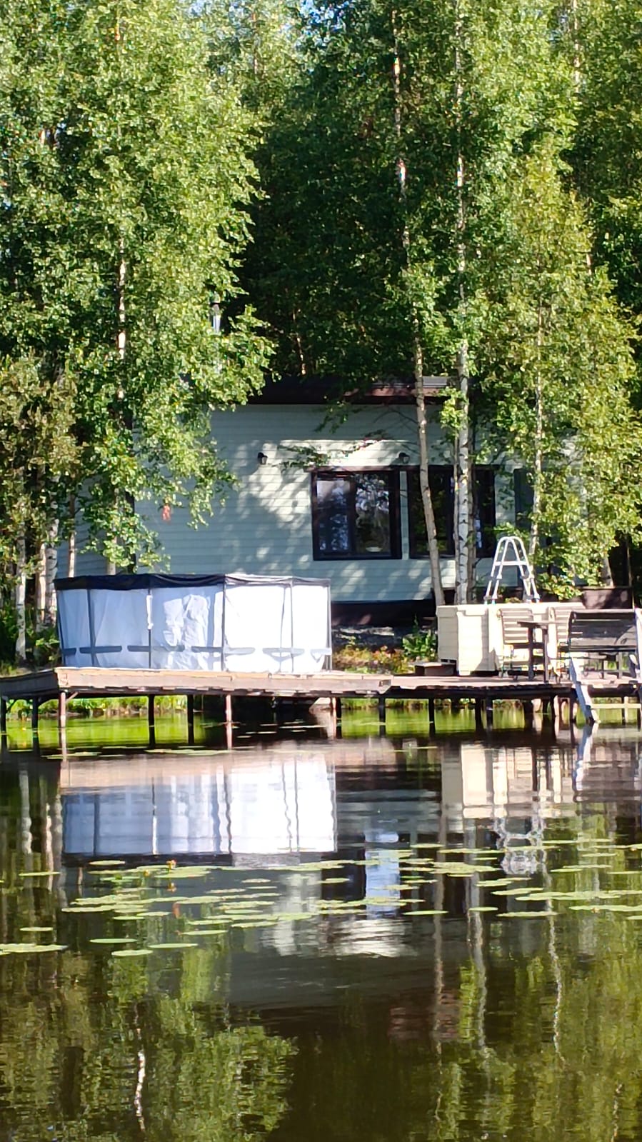 Фото Домик на берегу