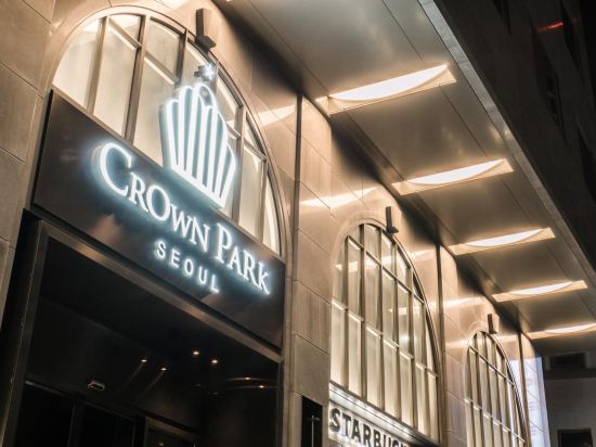 Фото Crown Park Hotel