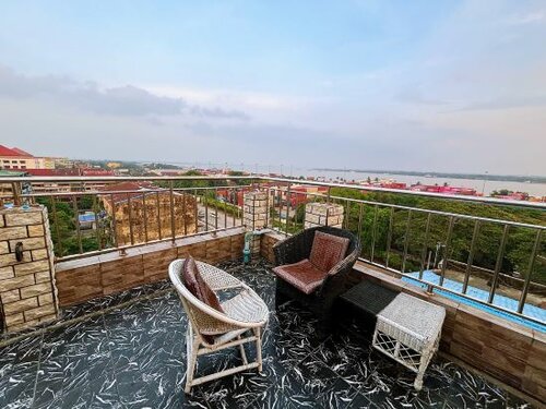 Внешний вид отеля Millennium Hotel в Янгоне, фото 5