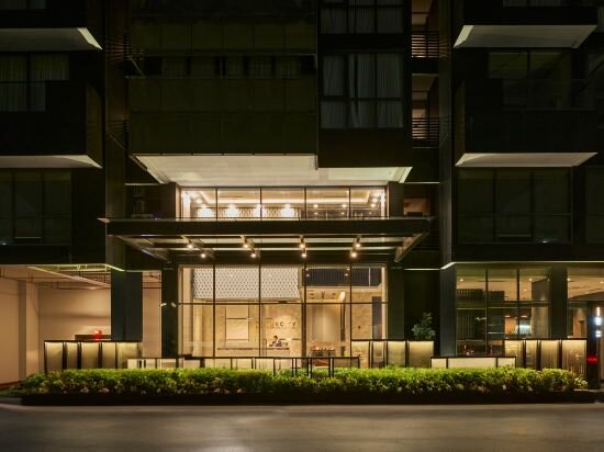 Фото Luxcity Hotel & Apartment