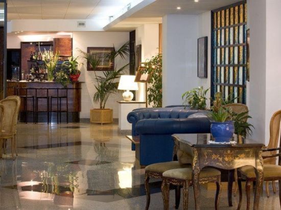 Фото Hotel Caravel