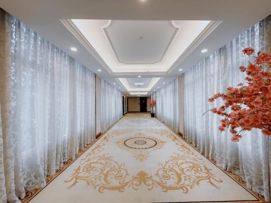 Фото Vienna Hotel Sh Wildlife Park Station