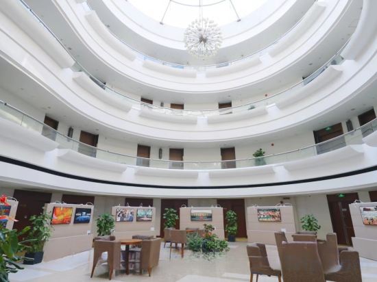 Фото Noble Center Hotel