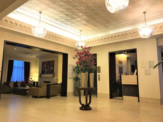 Фото Park City Grand Plaza Kensington