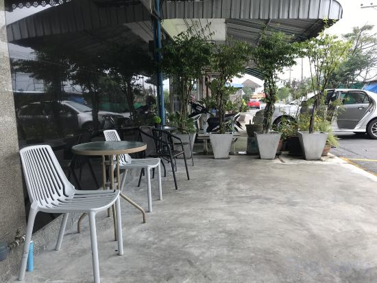 Фото The Color Express Hotel