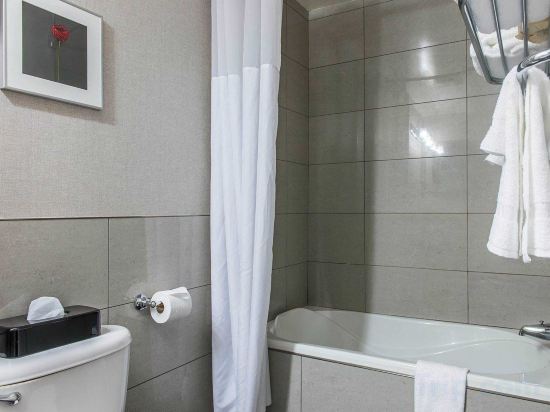 Фото Ramada Plaza by Wyndham Montreal